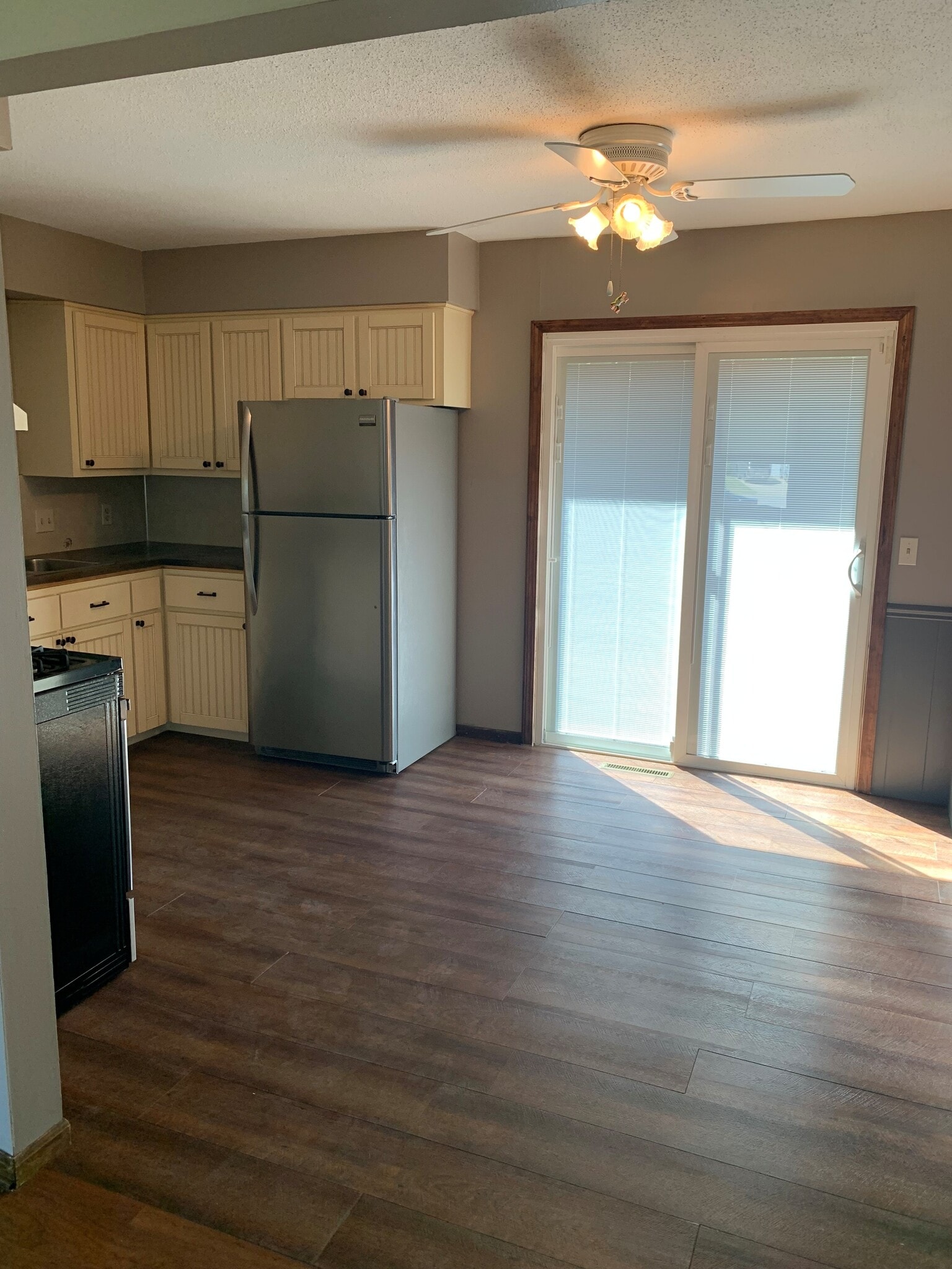 Building Photo - 5693 Roseworth Ct SE