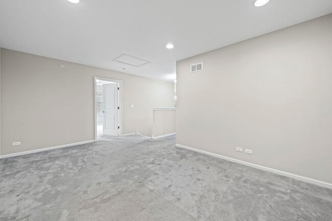 Building Photo - 1998 Shermer Rd