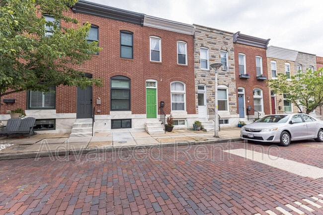 Primary Photo - 415 S Robinson St