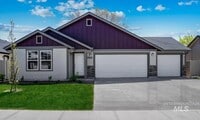 Building Photo - Must See 3 bed plus a office with a 3 Car ...