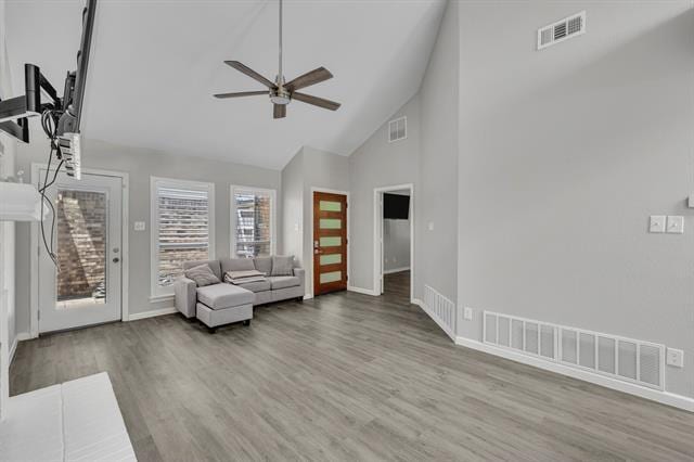 Building Photo - 2422 Libra Dr