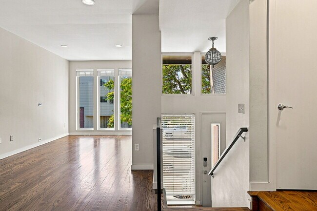 Building Photo - $4,015.95 with $300 Off The First Month's Rent, 3 Beds - 3.5 Baths, Single-Family Home in Denver ...