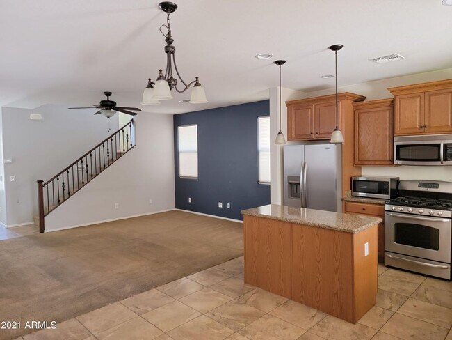 Building Photo - Gorgeous 4 Bed 3 Bath home located in Chandler