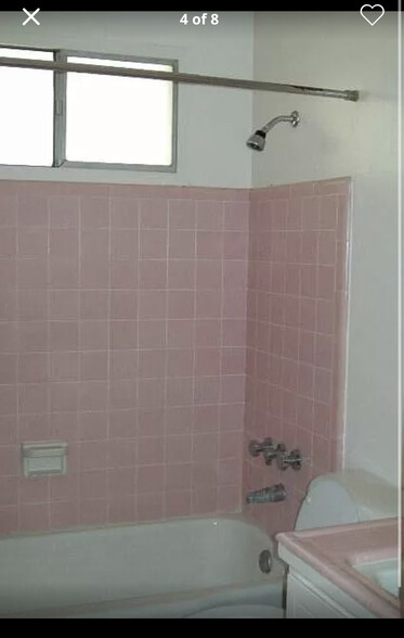 Building Photo - 1703 S Hardy Dr