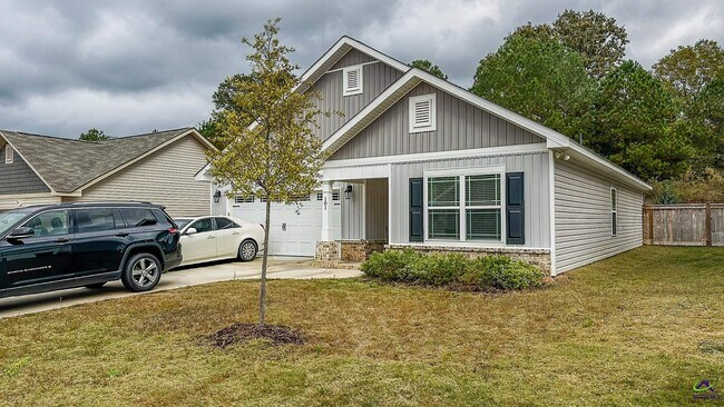 Building Photo - 181 Red Tail Cir