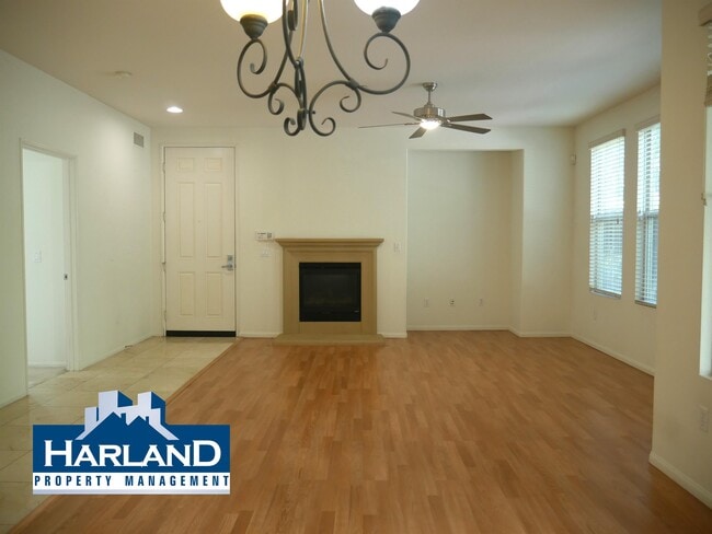 Building Photo - 9218 Piantino Way