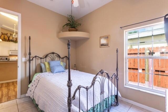 Building Photo - 497 Grandview Ave