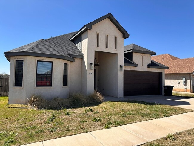 Building Photo - LAKE FRONT PROPERTY!  4/3/2; FULLY  FURNISHED