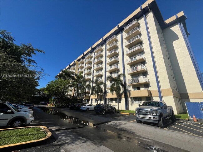 Building Photo - 4550 NW 9th St