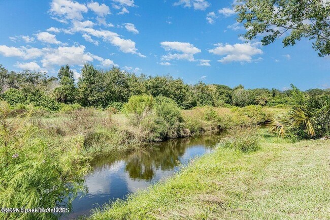 Building Photo - 2128 Arnold Palmer Dr