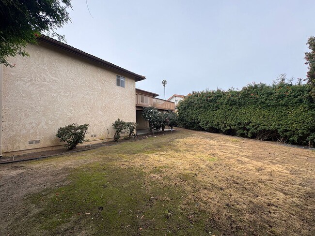 Building Photo - Spacious Vista Home with Large Lot, Designer Finishes & Guest Suite