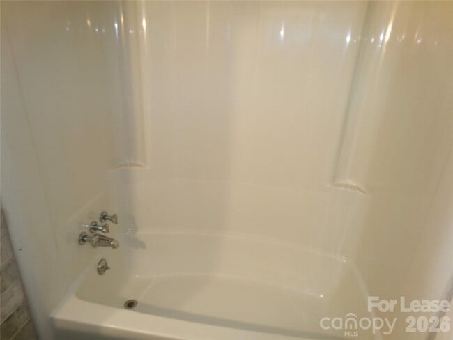 Building Photo - 869 Emerald Shores Rd