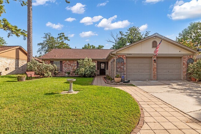 Building Photo - 23826 Farm Hill Dr