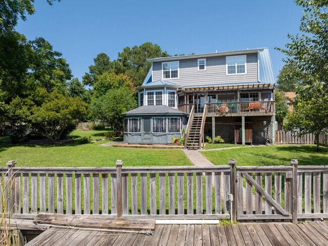 Building Photo - 645 Riva Ridge Rd