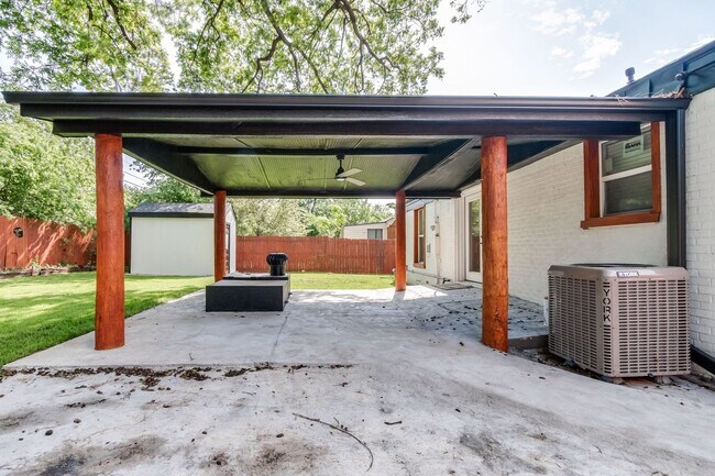 Building Photo - $500 OFF FIRST FULL MONTH PROMOTION!
