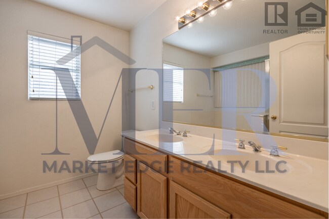 Building Photo - 3Bed/2Bath House at Beardsley/95th Ave! Ready for Immediate Move-In!