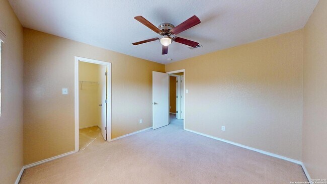 Building Photo - 117 Foxglove Pass
