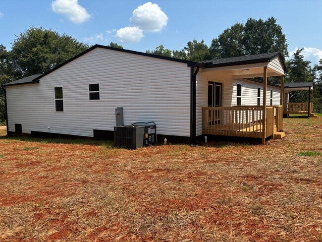 Building Photo - 229 Old Landfill Rd