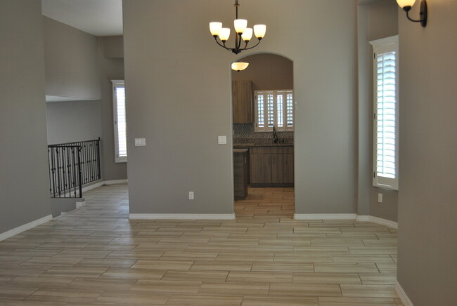 Building Photo - 14508 Ciambriello Ave