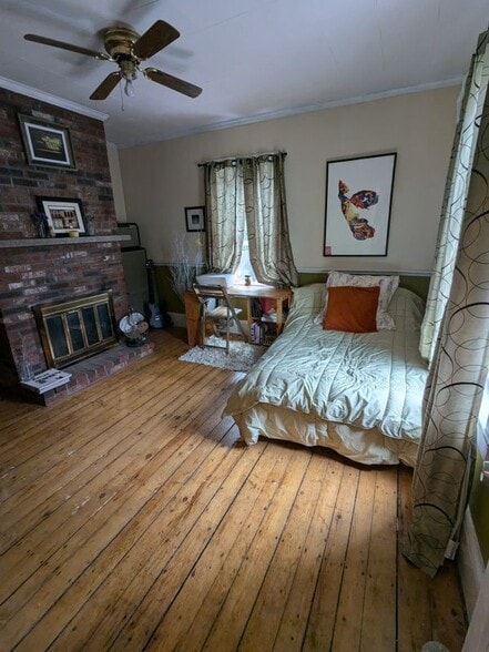 Building Photo - 18 Burnside St