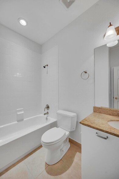 Building Photo - 40 SE Sedona Cir