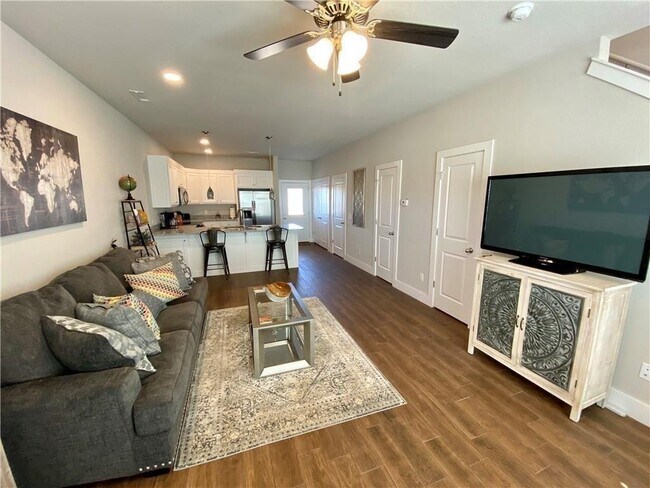 Building Photo - 7672 Har-Ber Ave