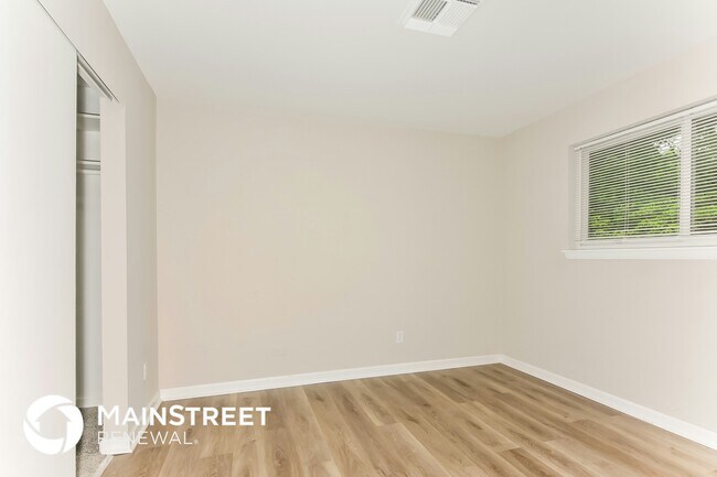 Building Photo - 1320 Ballast Point Dr