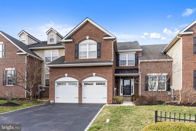 Building Photo - 2143 Eastport Way