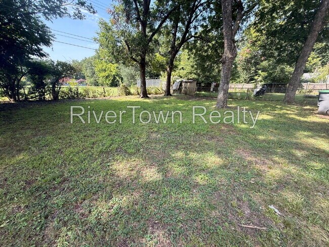 Building Photo - 3889 Tuggle Ave