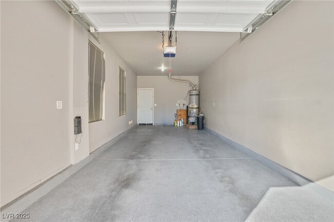 Building Photo - 2805 Big Mountain Ave