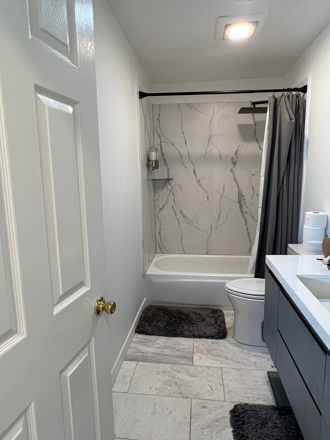 Building Photo - 11449 Almazon St