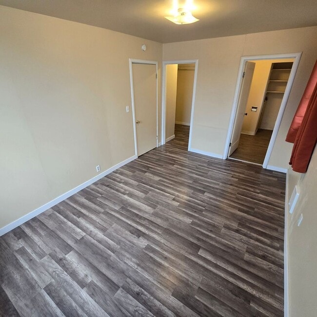 Building Photo - 625 N 8th #B