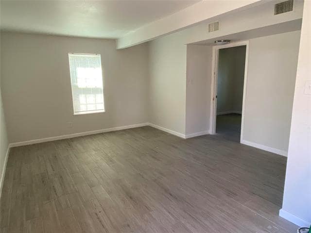 Building Photo - 312 W Rentz St