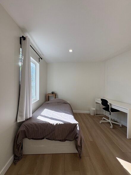 Building Photo - 5775 W 74th St