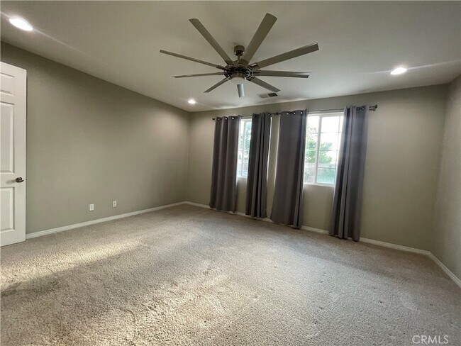 Building Photo - 34791 Heritage Oaks Ct