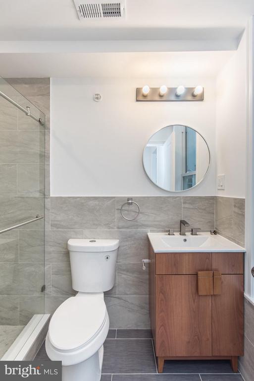 Building Photo - 315 N Preston St