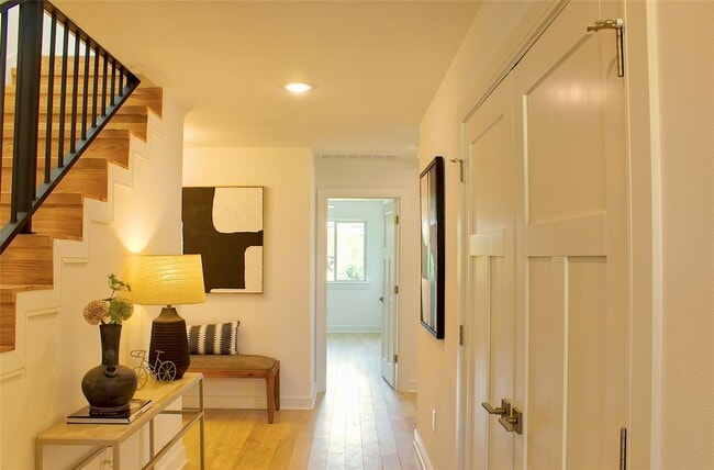 Building Photo - 300 Tesla Cir