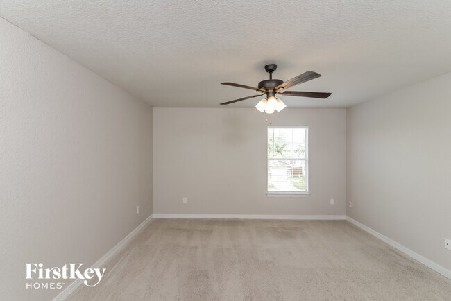 Building Photo - 5858 Blonde Canyon