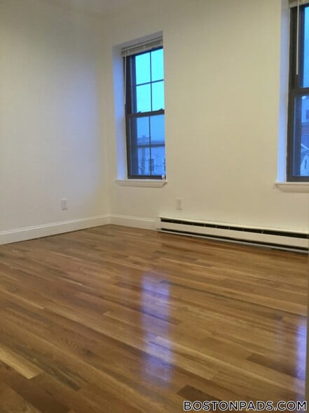 Building Photo - 1 Pembroke St