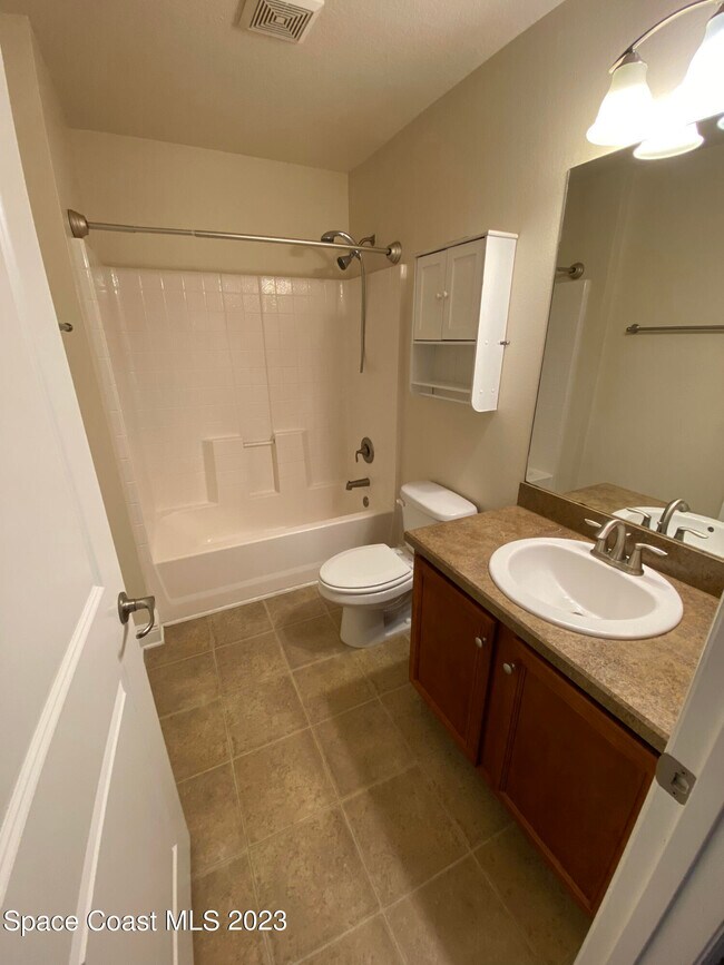 Building Photo - 6124 Serene Pl