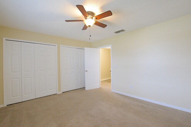 Building Photo - 551 Verbena Ct