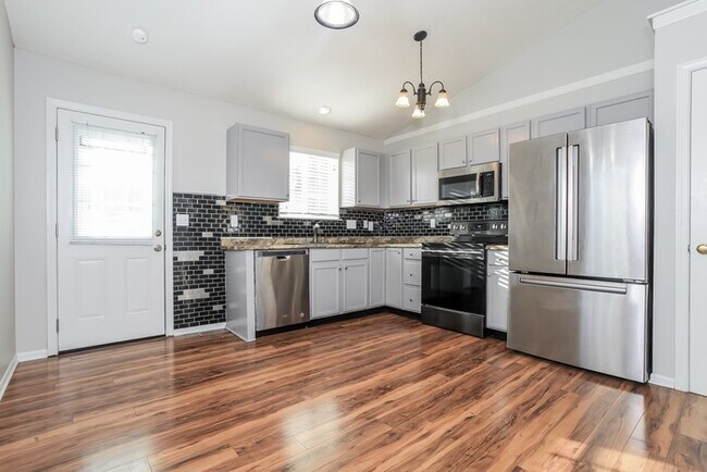 Building Photo - 10415 Berry Path Ct