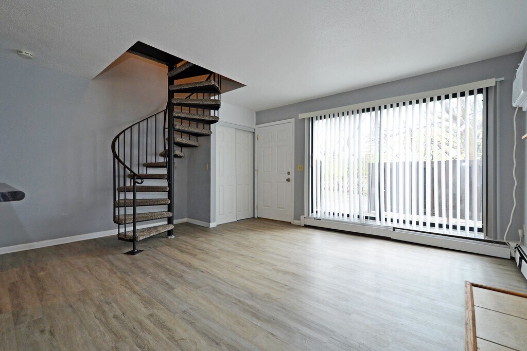 Building Photo - 7306 72nd Ln N
