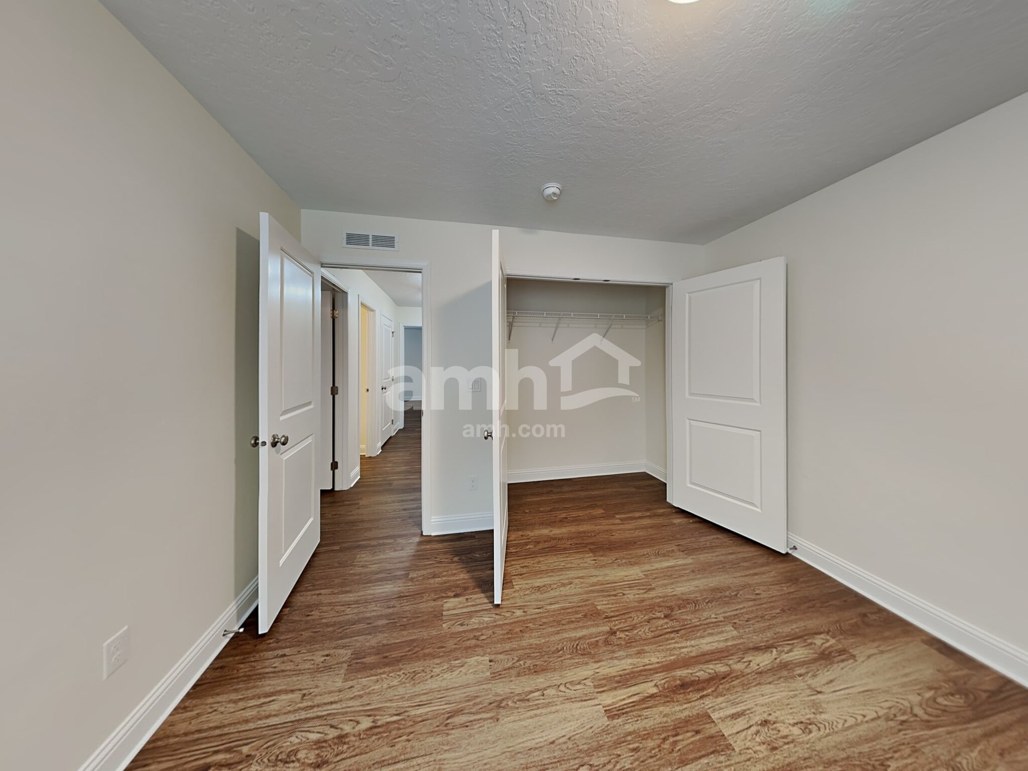 Building Photo - 57 S Lancaster Dr