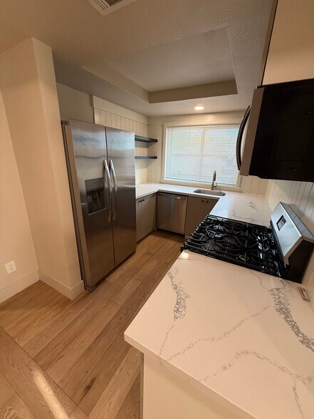 Building Photo - 11473 Quartz Dr