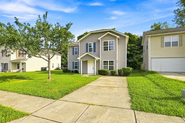 Building Photo - 926 Oakshire Cir