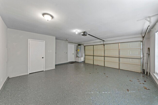 Building Photo - 128 Overbrook Dr