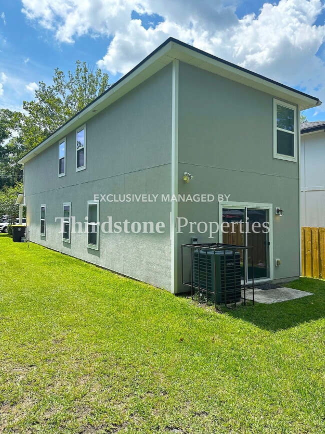 Building Photo - 1209 Neva St