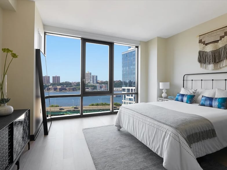 Building Photo - 21 West End Ave