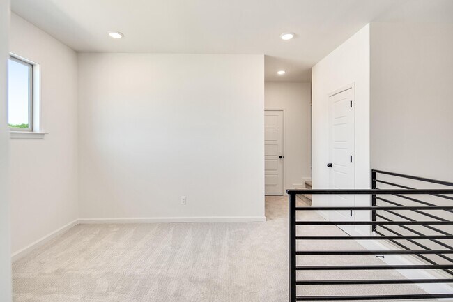 Building Photo - 12104 Stromness Ct